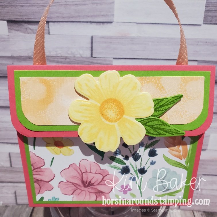 purse gift card holder up close