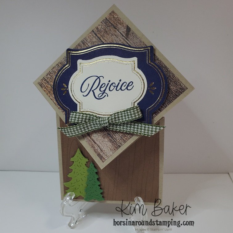 closed card with diamond shaped top