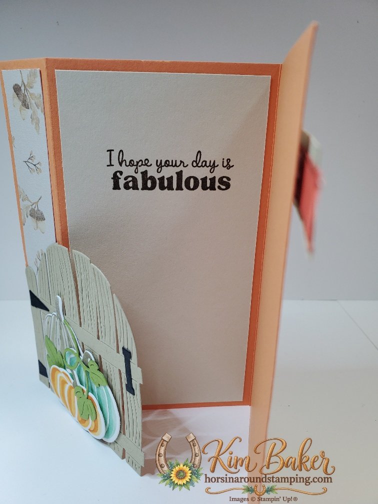 Side latch pumpkin gate card open